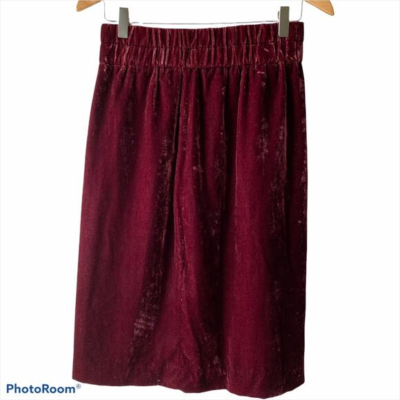 J. Crew Velvet Burgundy Pull-On Skirt Sz XST Elastic Waist Knee Length Holiday - Picture 1 of 10